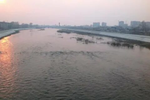 Река вышла на пойму