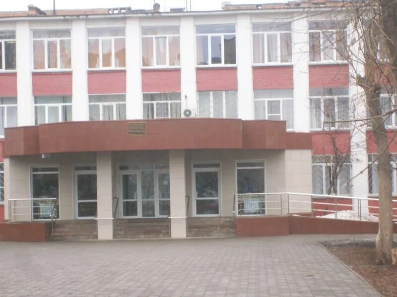 Гимназия 80