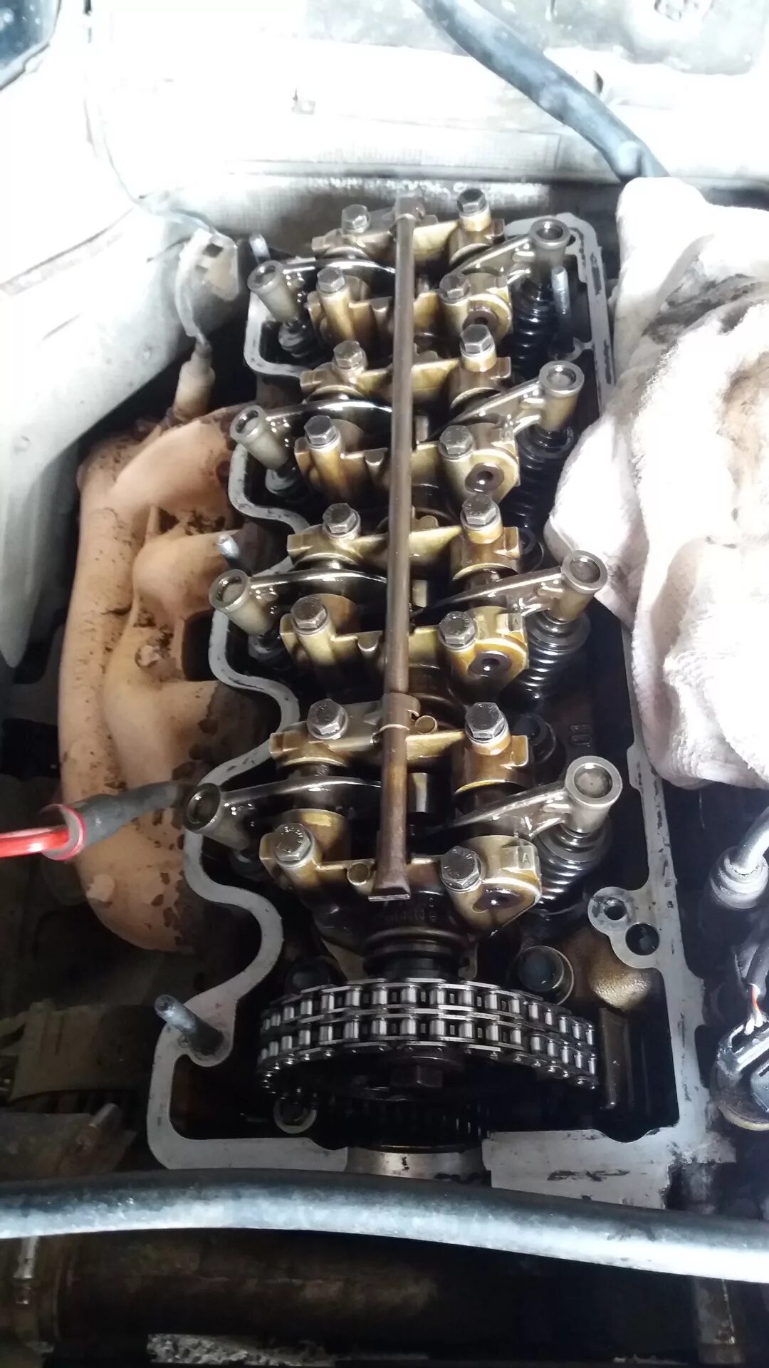 Гидрокомпенсатор мерс 124 2. Гидрокомпенсаторы мерседес 190. Шайба под гидрокомпенсаторы 124 мерседес. Гидрокомпенсатор w124 2. Мерседес 124 мотор 102 гидрокомпенсатор.