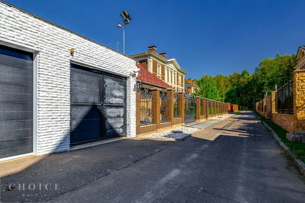 Барвиха 33. Загс на рублевке в барвихе. Барвиха люксури вилладж к. Пос. Москва барвиха лакшери виладж.