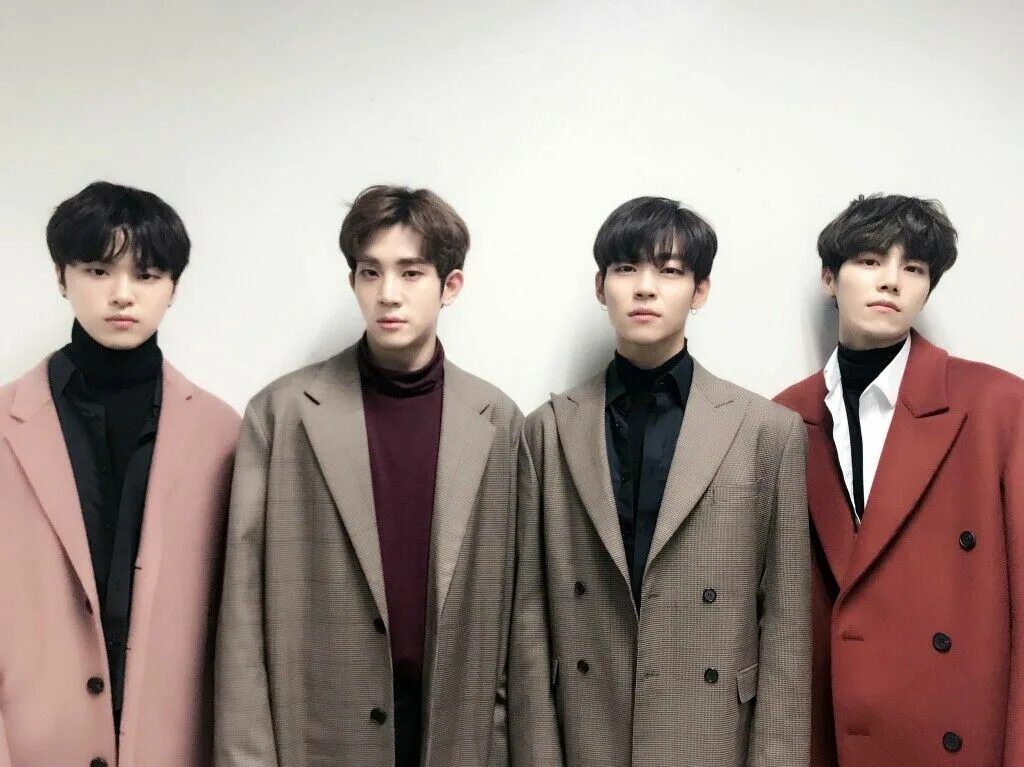 The rose группа. The rose sorry альбом. The wars of the roses заголовок. The rose корейская группа sorry. The rose корейская группа усон.