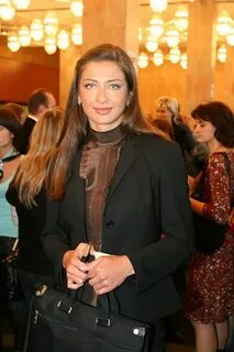 Katta lablarning yaqindan olingan videolari