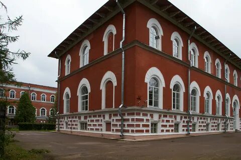 Лисинский лесной колледж