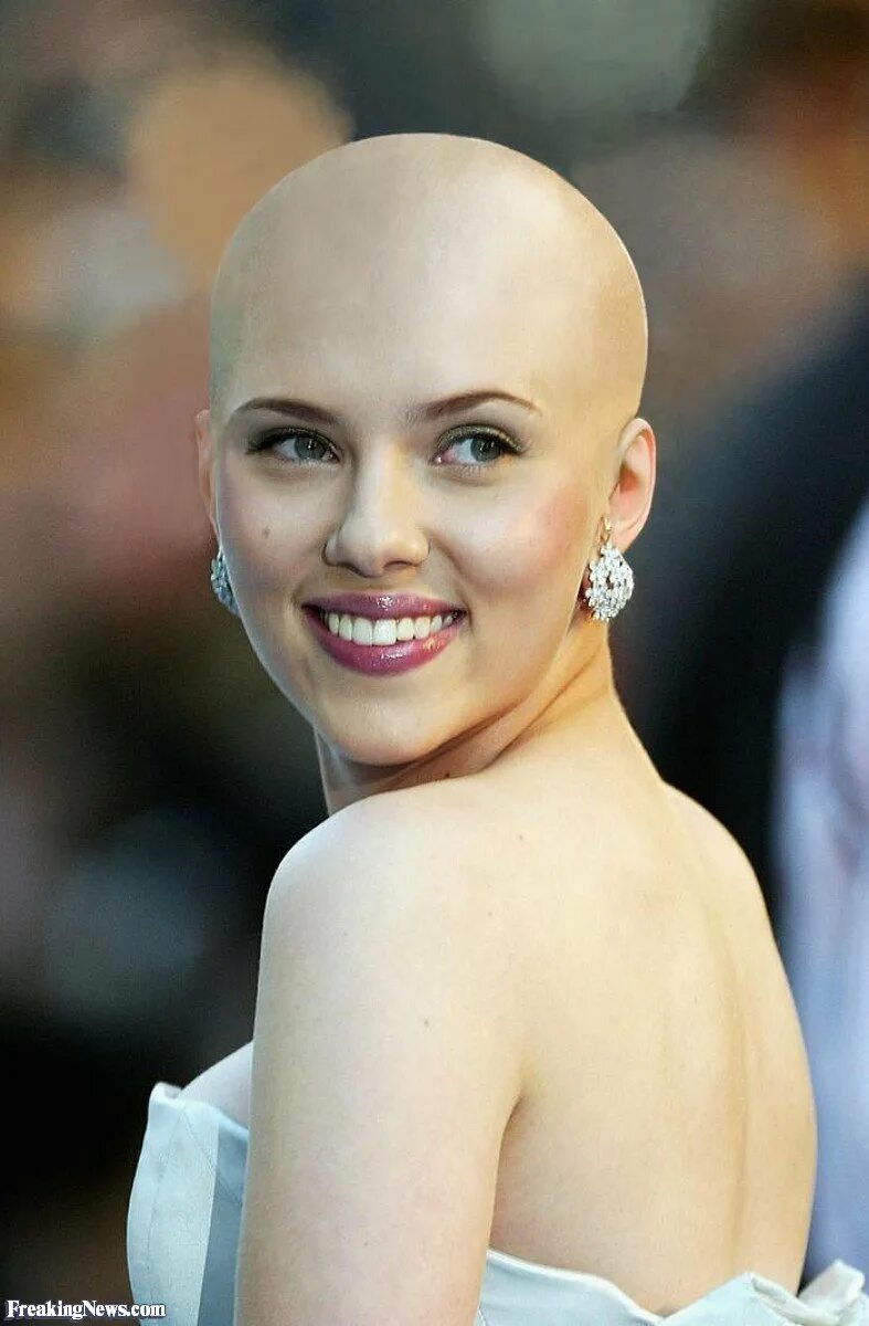 Эмбер роуз с волосами. Девушка лысый волосы. Девушка лысый волосы. Эмбер роуз 2014. Кайли миноуг лысая.