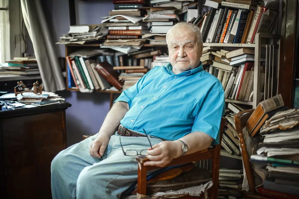 Много языков. Иностранные языки. Язык общения. Изучение иностранного языка. Изучать иностранные языки.