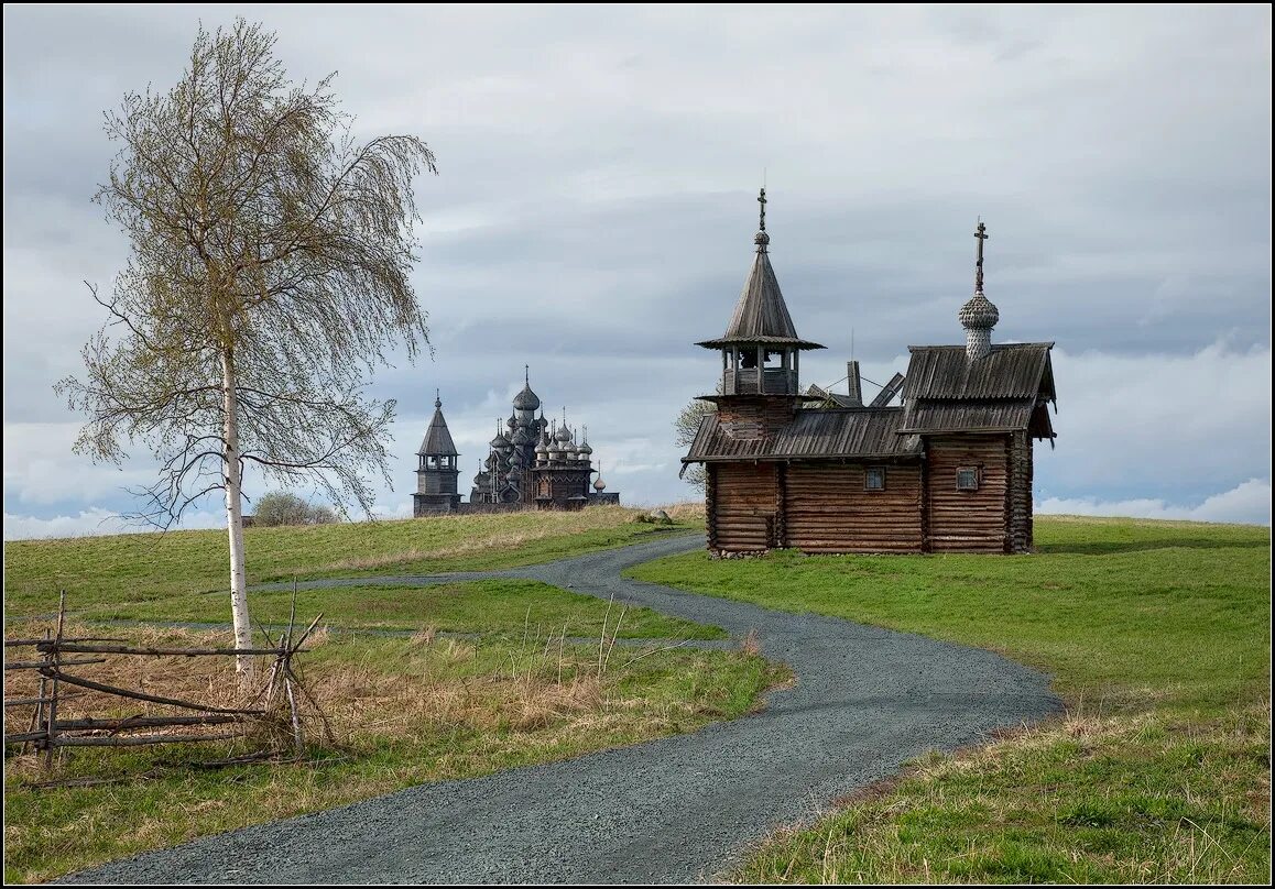 Национально культурное наследие россии. Кижи музей-заповедник. Деревянные церкви Кижи. Кижи Россия Кижи. Культурное наследие России Кижи.