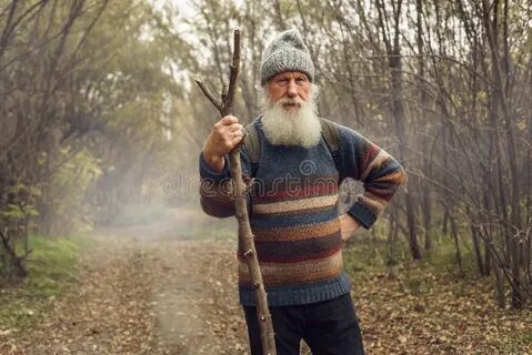 Старик в лесу