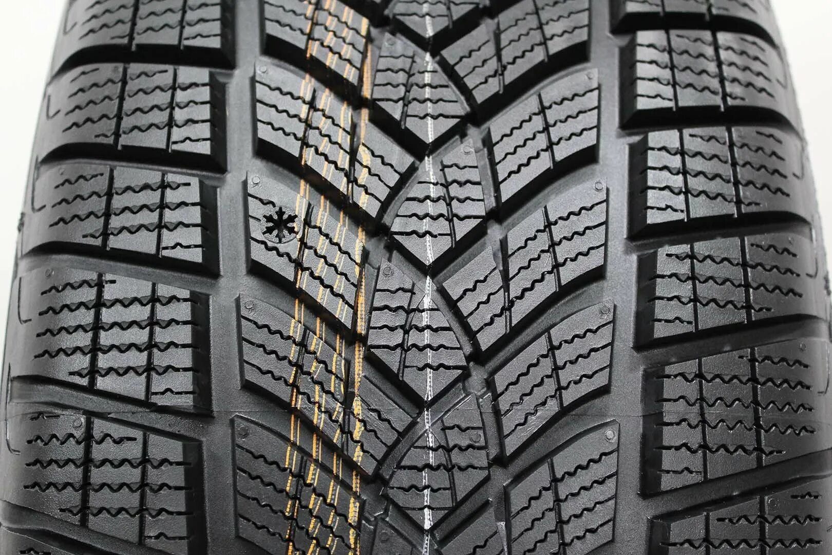 Goodyear ultragrip performance suv. Goodyear ULTRAGRIP Performance SUV Gen-1. Goodyear ULTRAGRIP Performance +. Goodyear ULTRAGRIP Performance Gen-1 255/45 r19.