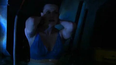 Amanda tapping stuck.