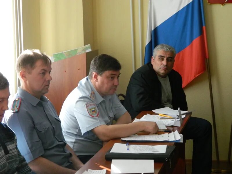 Лысьвенский городской прокурор. Лысьвенская городская прокуратура. Полиция Лысьва. Лысьва сотрудники прокуратуры. Сайт лысьвенского городского суда