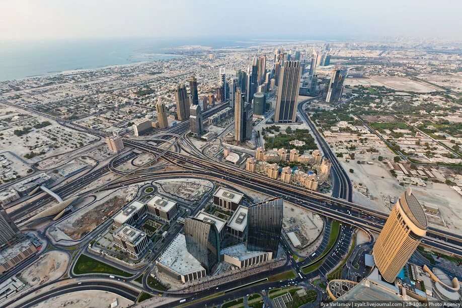 Бурдж-Халифа Дубай. Вид с Бурдж Халифа. Вид с Бурдж-Халифа в Дубае. Дубай Бурдж Халифа смотровая площадка.