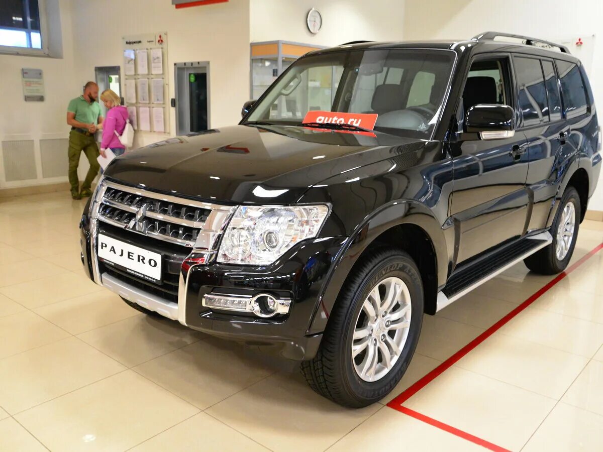 Mitsubishi pajero 4 кузов. Мицубиси паджеро 4 поколе. Mitsubishi pajero iv 2008. Mitsubishi pajero 4 кузов. Митсубиси паджеро 4 2012г.