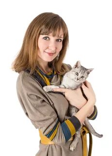 Женщина с котом 1