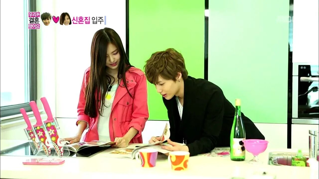 Ли тэмин и наын. Тэмин и его жена. Молодожен тэмин и наын. Молодожен тэмин и наын. Naeun dating taemin.