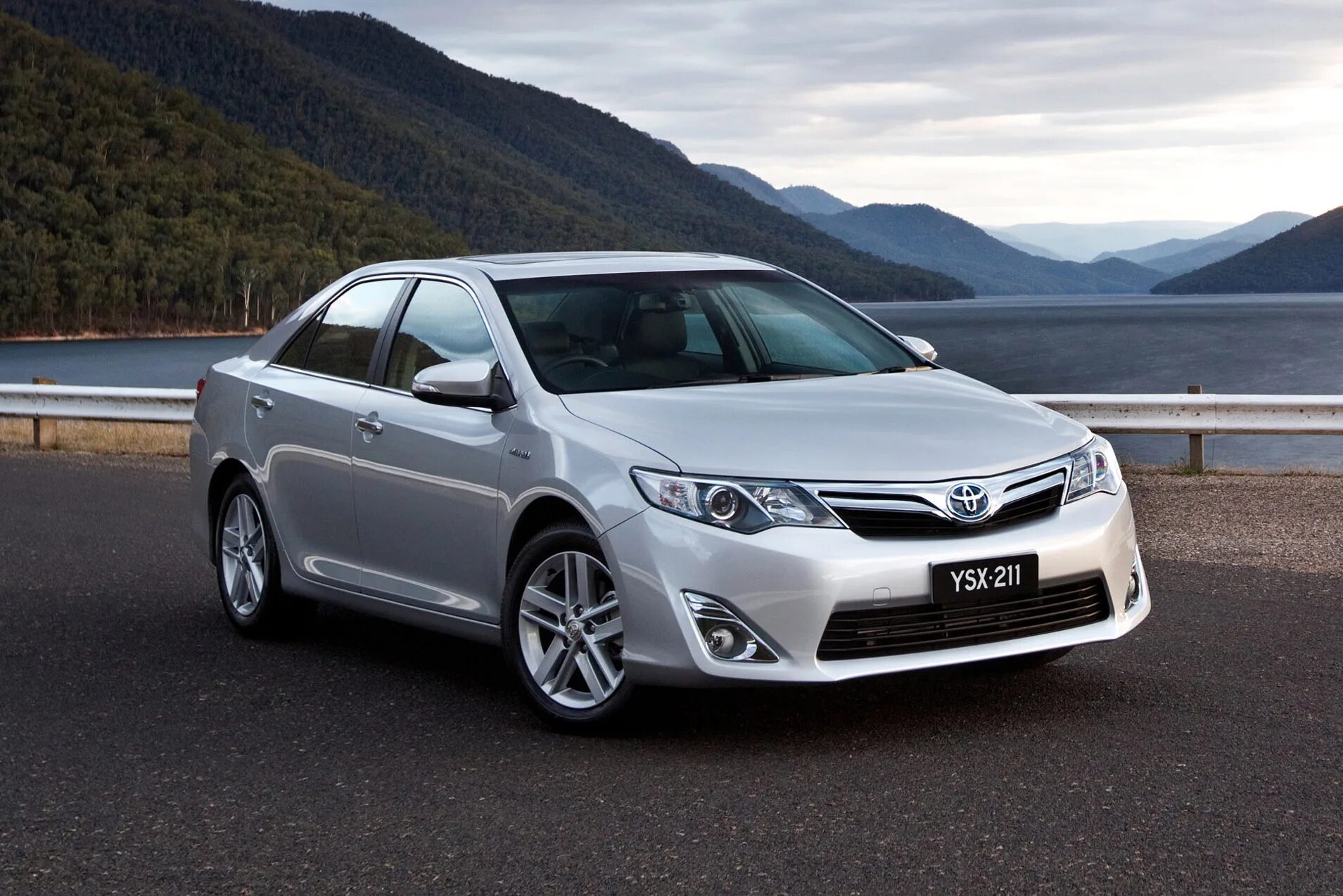 Тойота камри красноярский край. Toyota camry 2012 4k. тойота королла тойота камри. for toyota camry 2012-2014. toyota camry королла.