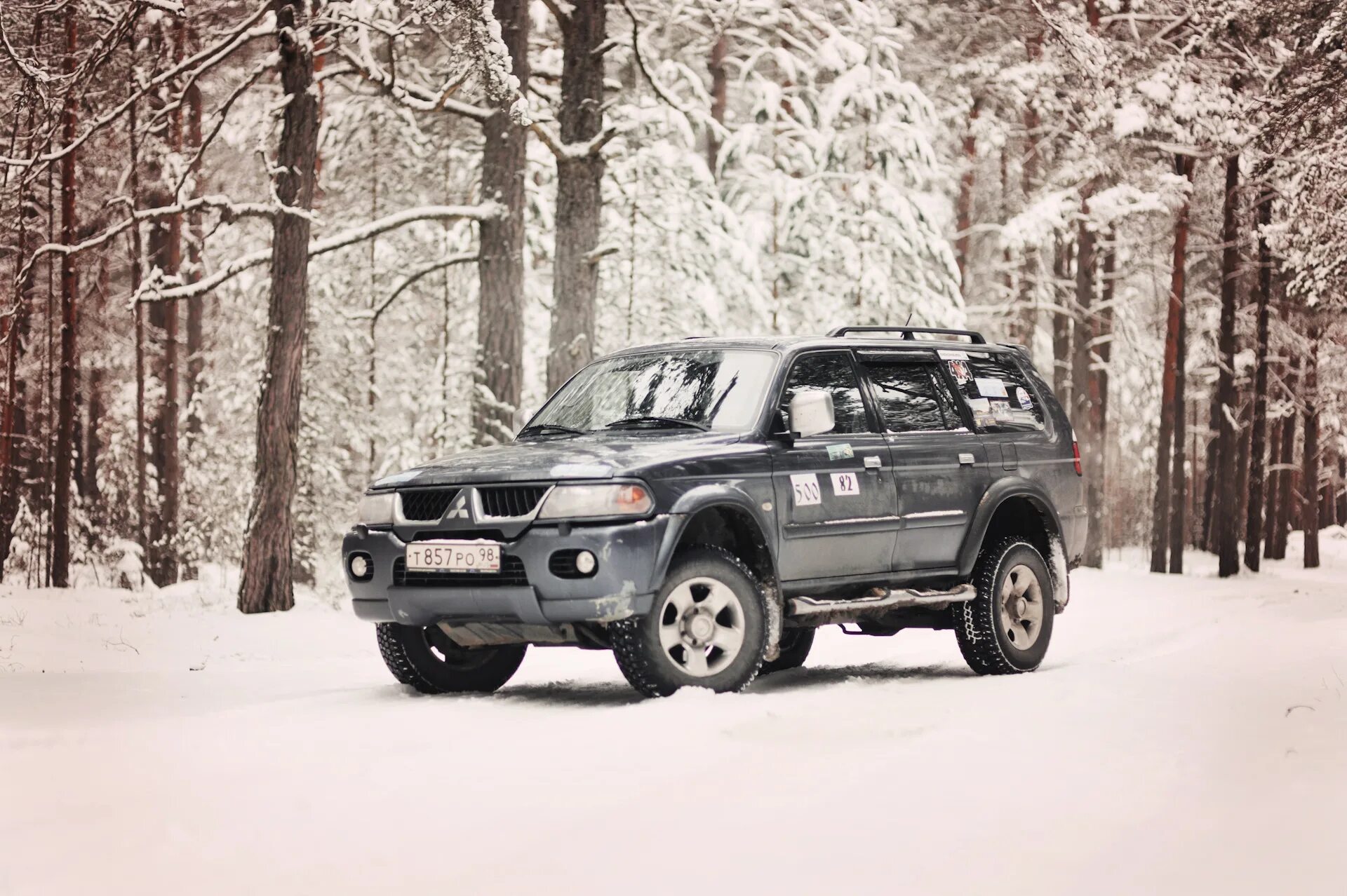 Mitsubishi Pajero Sport 1. Mitsubishi Pajero Sport 1g. Митсубиси Паджеро спорт 2 зимой. Митсубиси Паджеро спорт 2 в снегу. Купить мицубиси паджеро спорт в спб