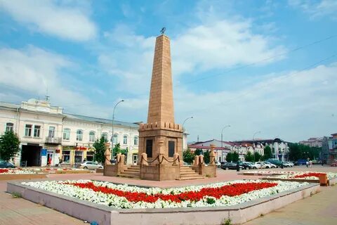 Какие памятники находятся в улан удэ