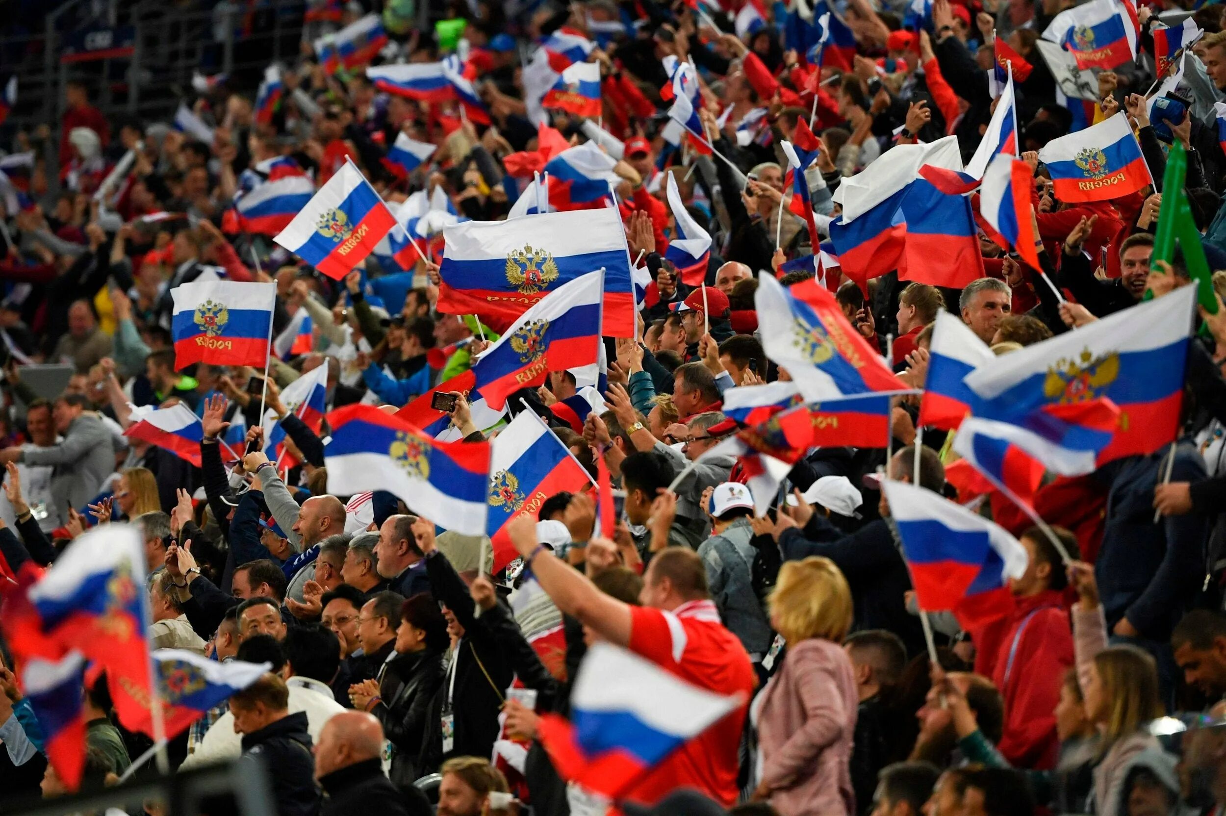 Russian fan. Русские болельщики. Болельщики картинки. Болельщики России на евро 2008.