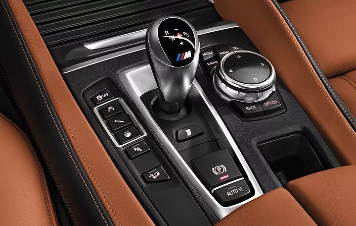 Какая коробка на бмв. Ручка КПП БМВ x5m. Трансмиссия BMW m5. BMW x5 DSG. Transmission BMW x6.