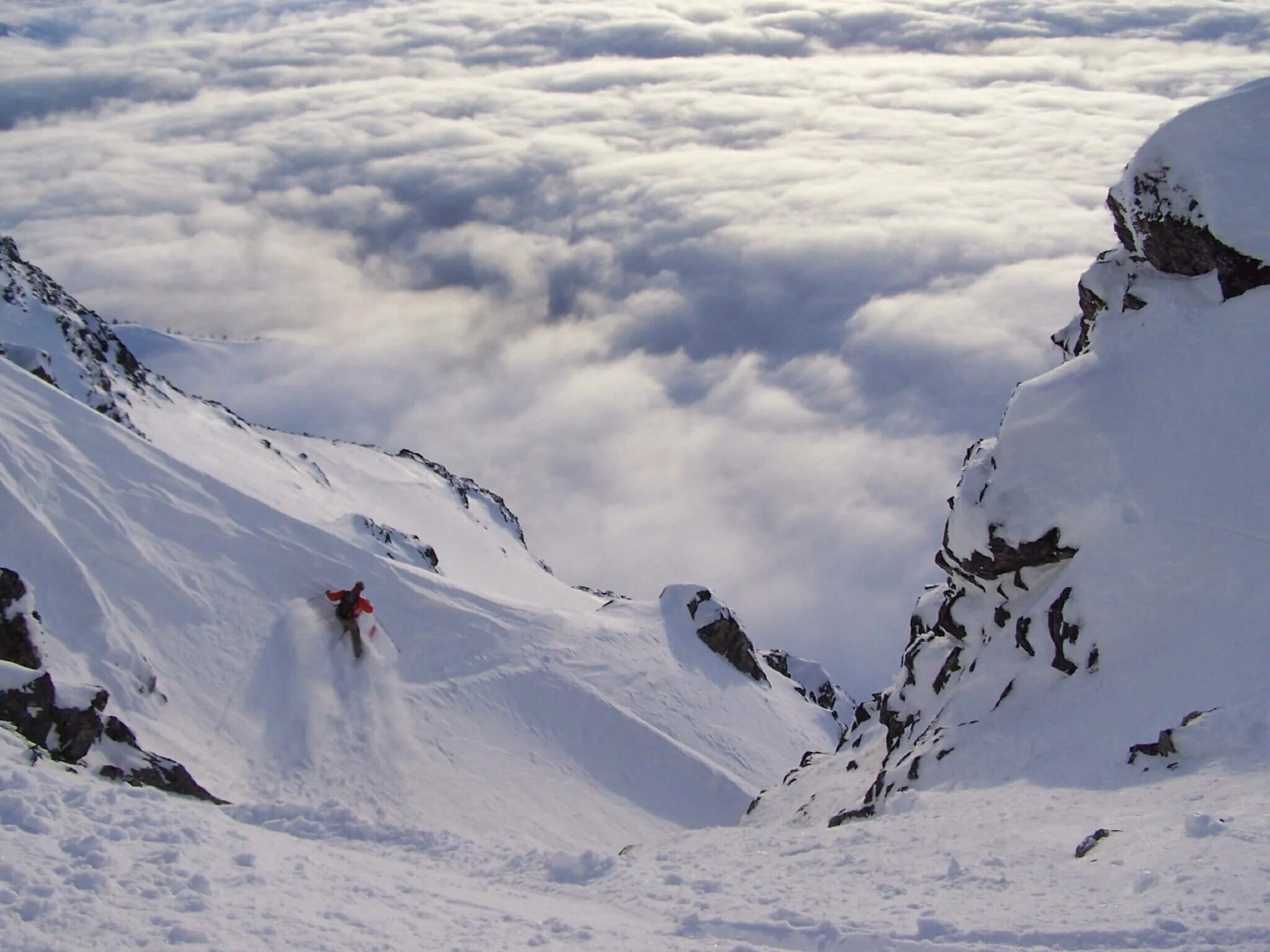 Хол гора. Хаски steep slope. Склон Corbet s Couloir. Steep slope Husky. A Day at the snowy slope.