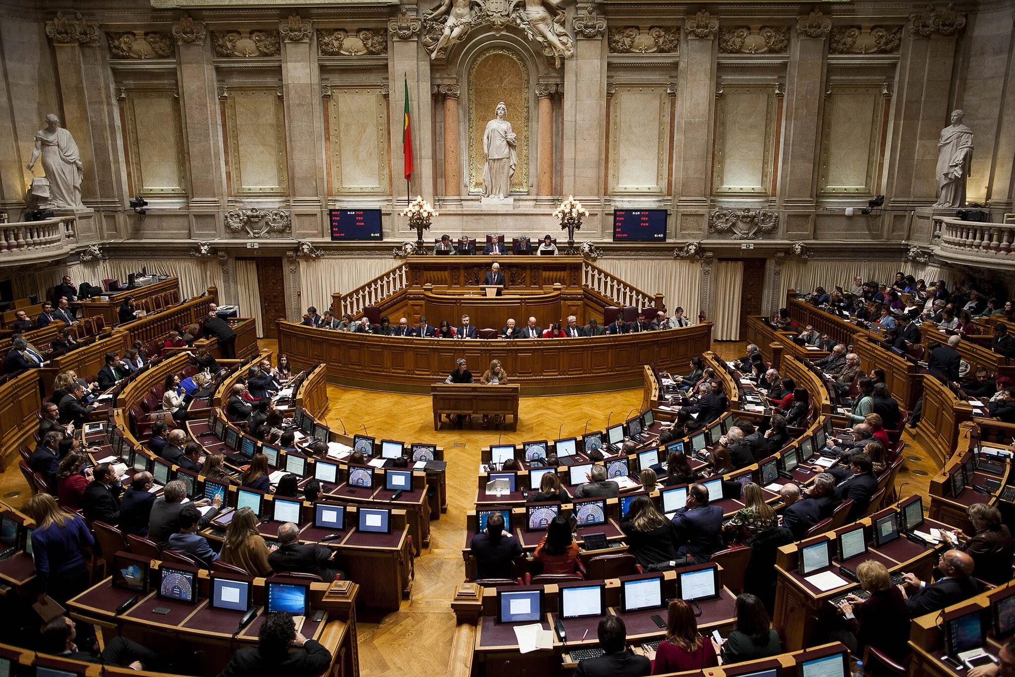 Парламент в новом свете. Парламент. Законодательный орган Португалии. Законодательная власть парламент. Парламентская Республика.