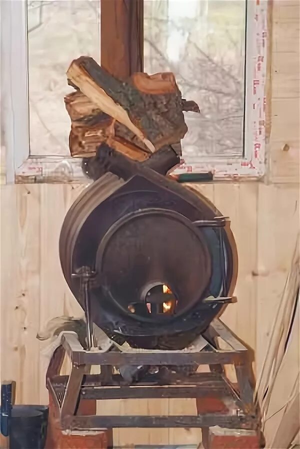 Печь длительного горения булерьян. Печь булерьян газогенераторная печь. Печь под казан и садж. Подставка под печь бренеран. Подставку печь.