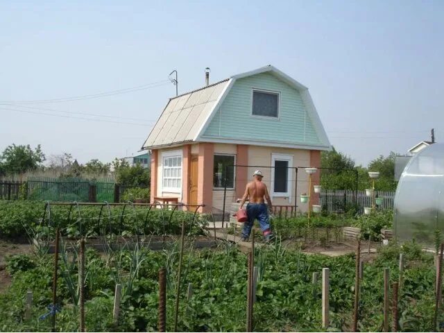 Снт сибирь иркутск. Садоводство в сибири. Снт садовод 5. Продается дом на высоком фундаменте. Сад горняк алапаевск.