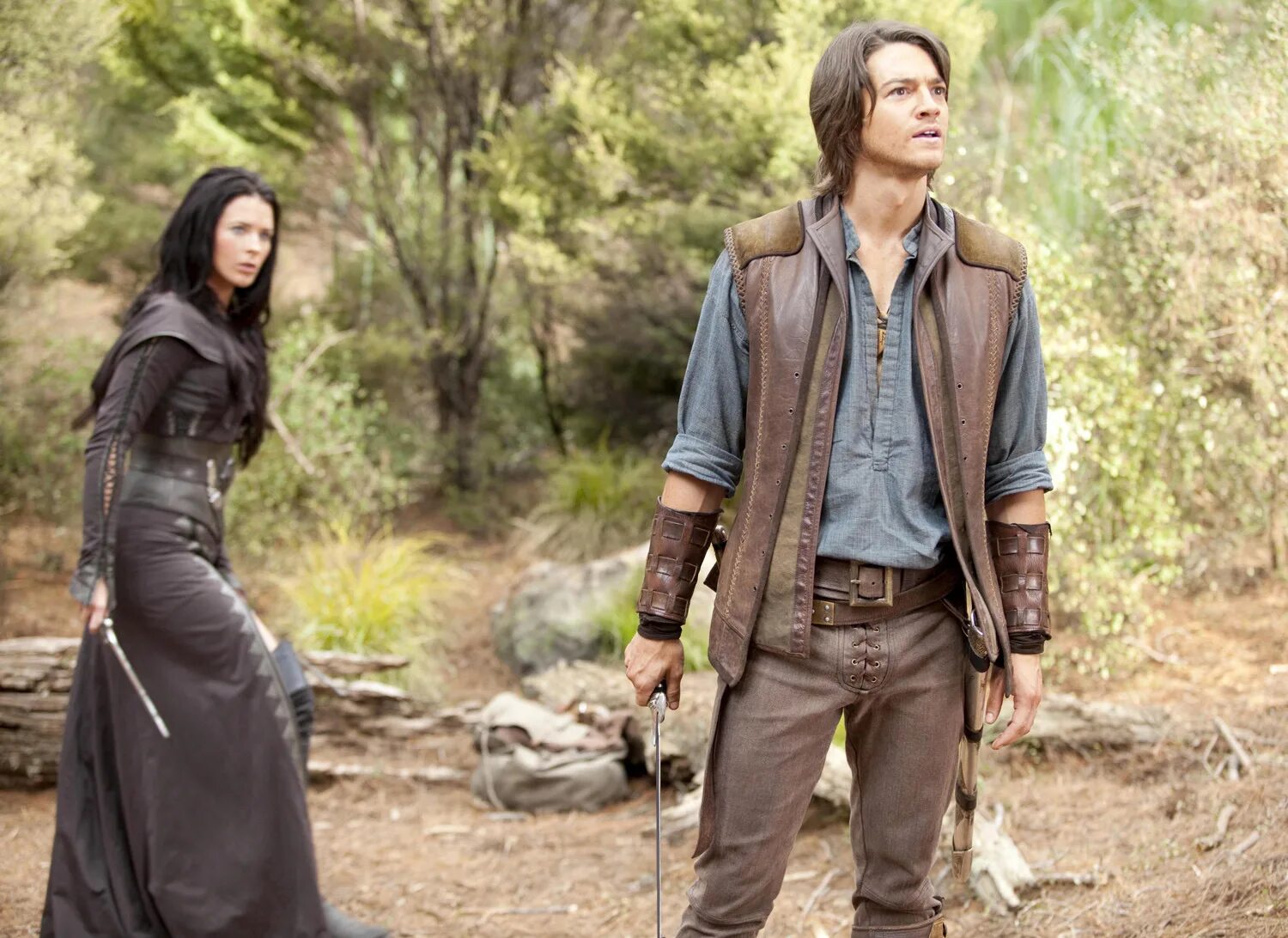 Легенда об искателе сериал. Касл хьюз легенда об искателе. Кэлен амнелл и ричард сайфер. Как звали искателя. Легенда об искателе сериал.