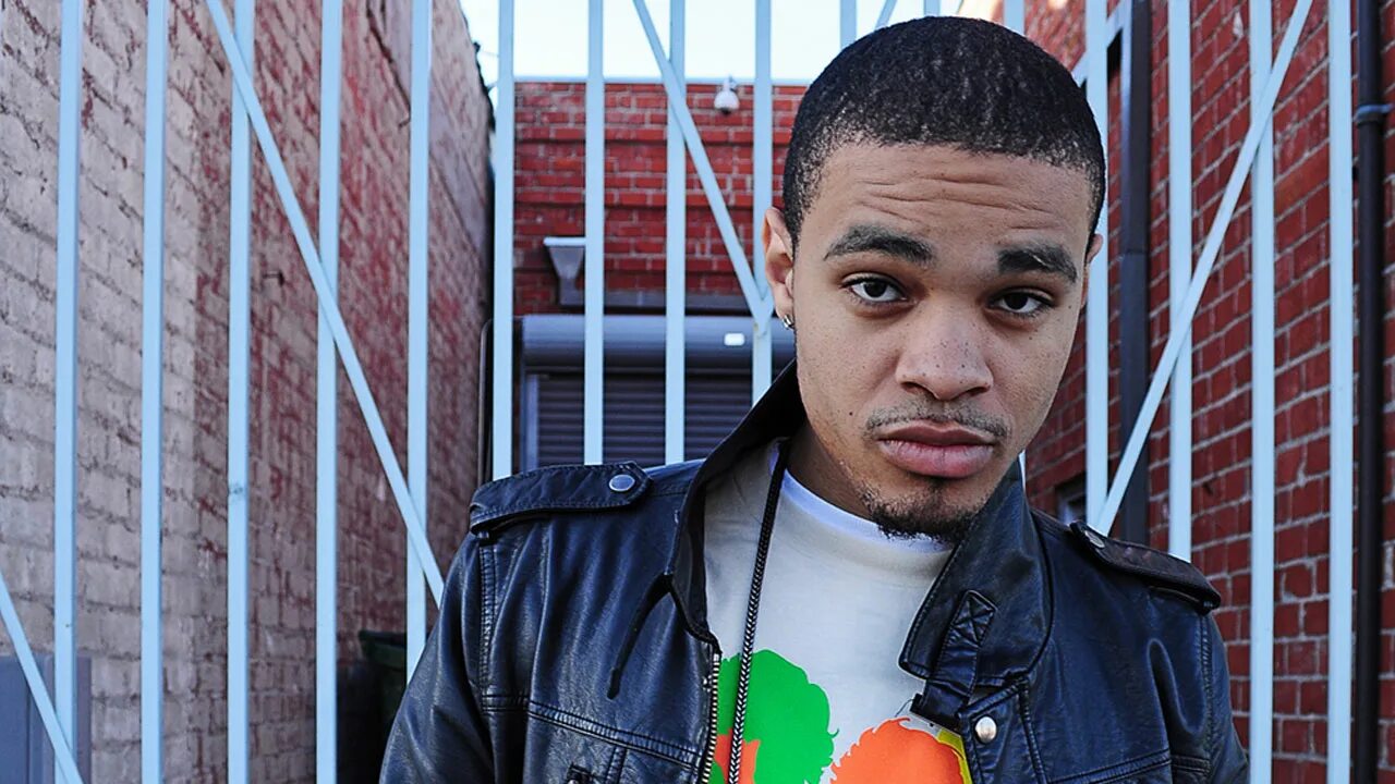 Light down low bei. Bei maejor lights down low. bei maejor feat. waka flocka flame. waka flocka flame feat. bei major - lights down low.