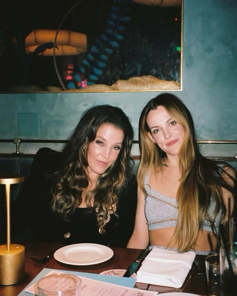 Elvis Presley's Graceland will go to Lisa Marie Presley's three daughters