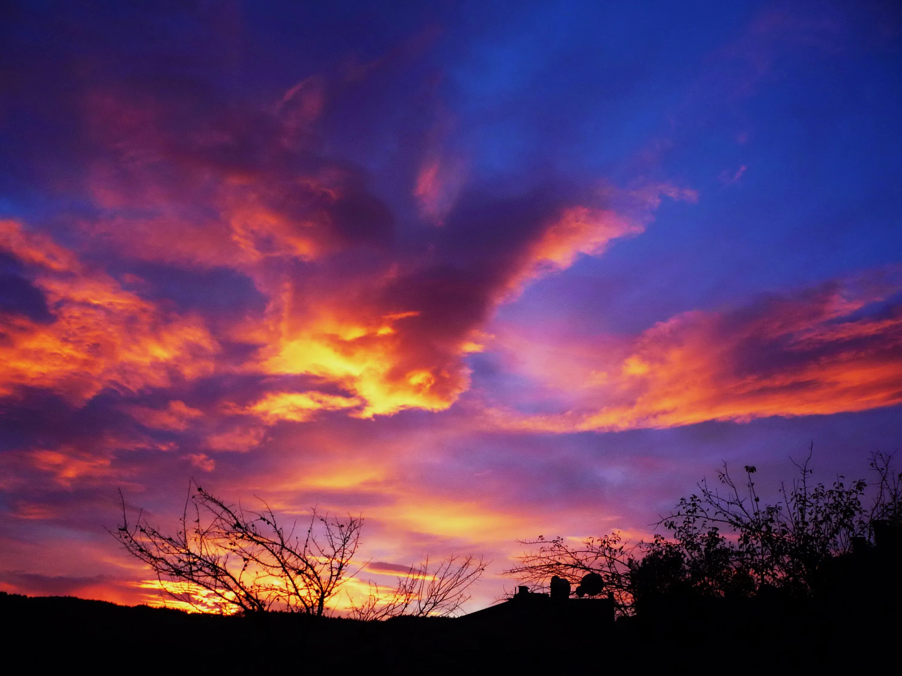 пылающий закат троп