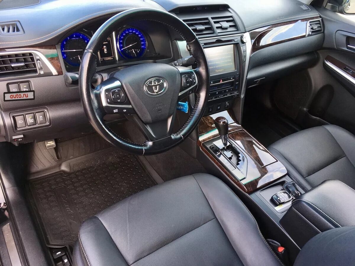 Toyota camry 2021 3. комплектация camry 50. Honda accord 2012 салон. Toyota camry 2021. комплектация последняя.