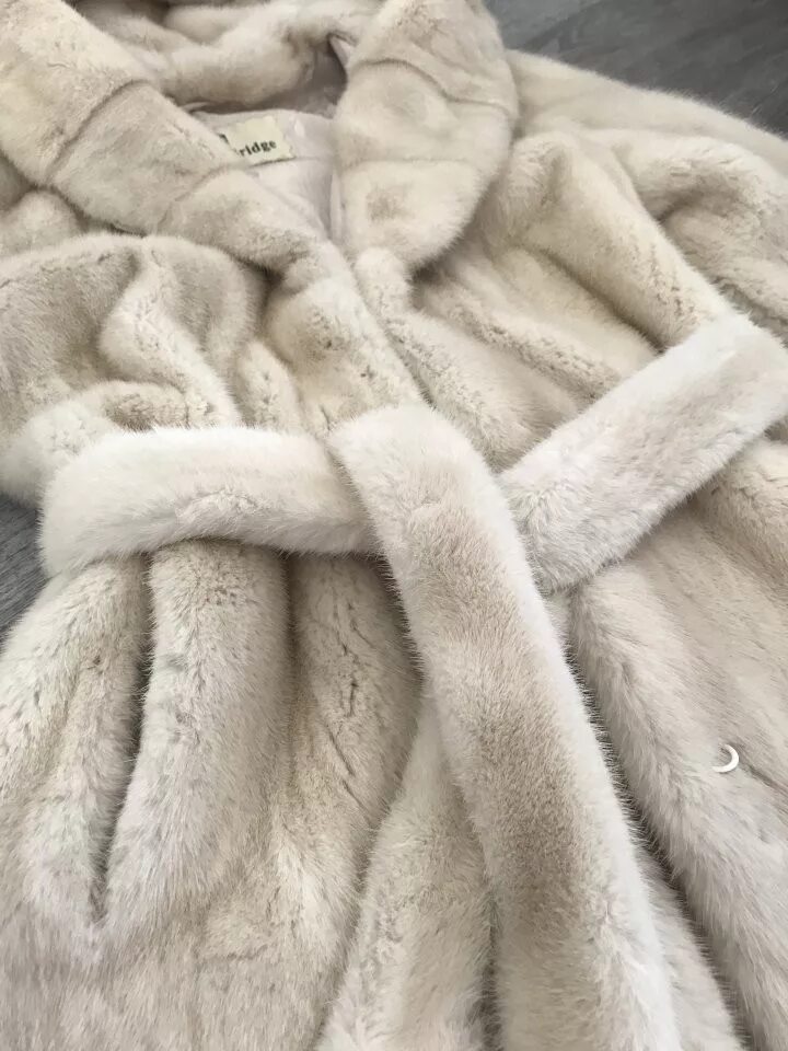 Жемчужная норка. Норка цвет жемчуг. Норковая шуба цвет жемчуг. Норка жемчужного цвета. Жемчужная норка.