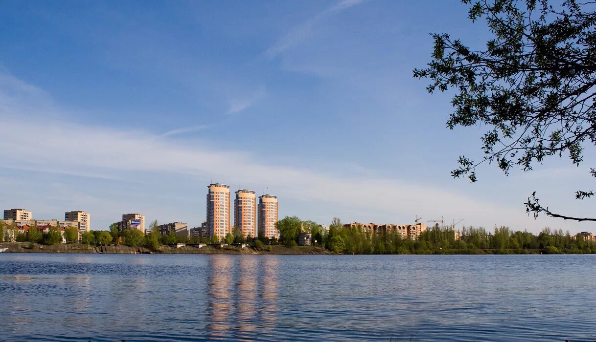 Сайт дубна московская область. Город Дубна река Волга. Подмосковная Дубна. Дубна город Дубна Московская область. Дубна Московская область Волга.