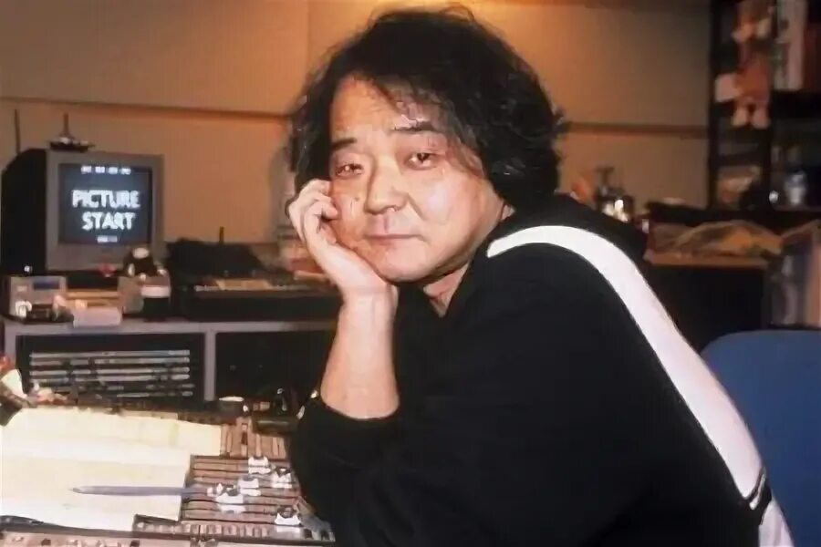 Mamoru oshii. Мамору осии. Мамору осии японский кинорежиссёр. Мамору осии. Мамору осии.