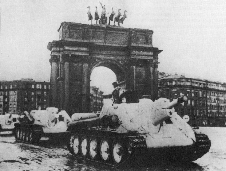 Ленинградская блокада 1941. Блокада ленинграда техника. Танки в блокадном ленинграде. Блокада ленинграда зенитки. Блокада ленинграда техника.