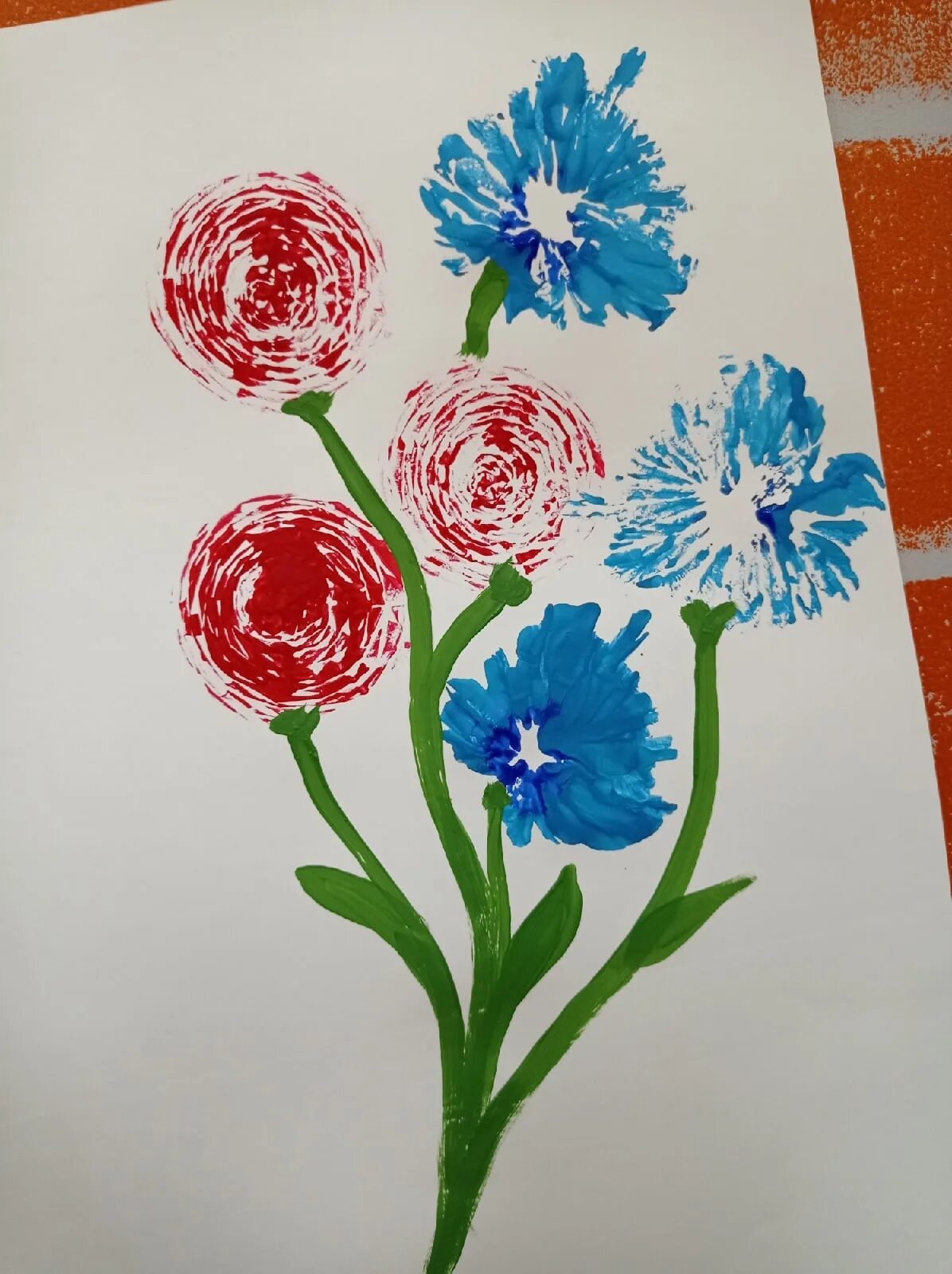 Рисование цветов пакетом нетрадиционная техника. Рисование пакетом цветы. Рисование пакетом в детском саду. Рисование пакетом цветы полиэтиленовым. Нетрадиционное рисование пакетами цветы.