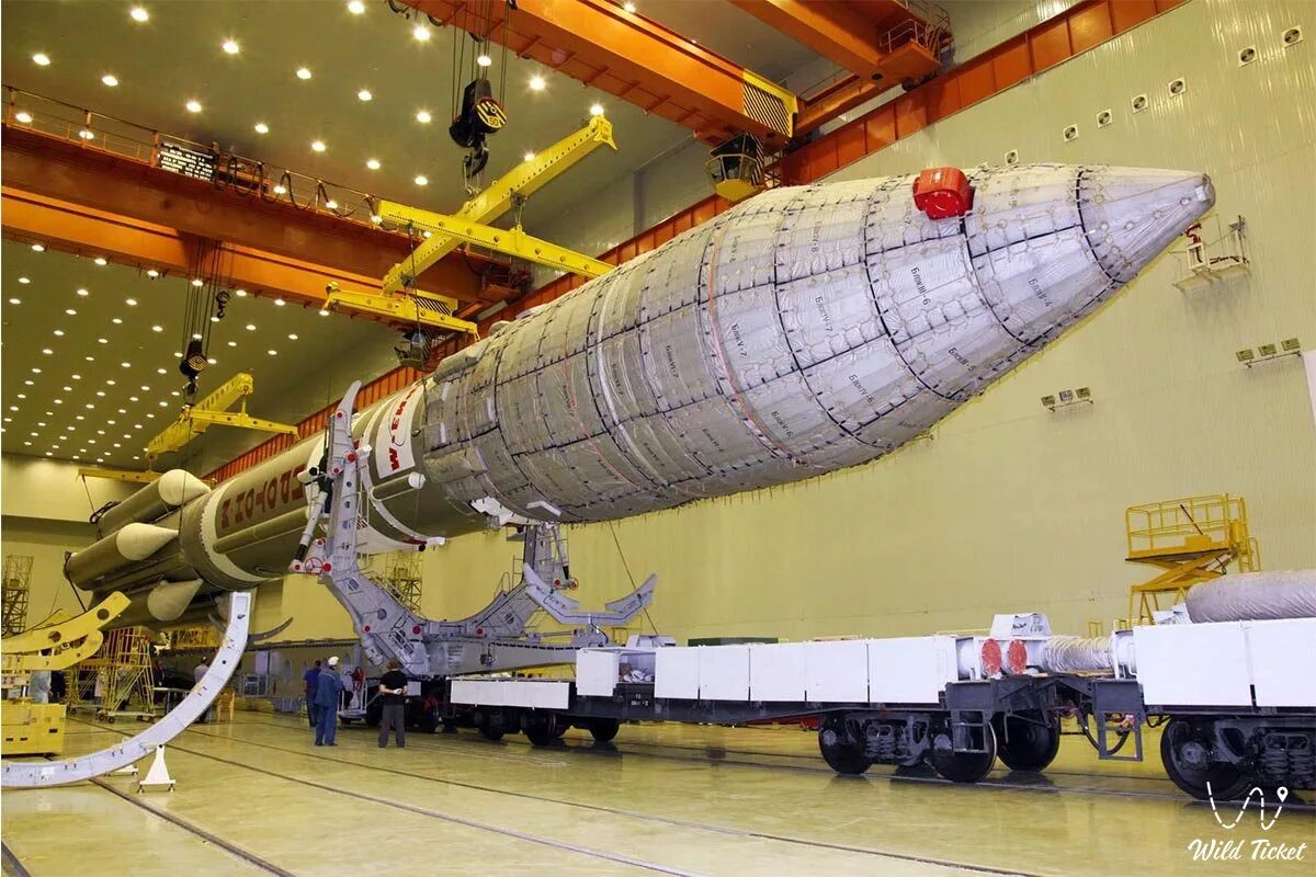 Изделие ракетно космической техники. Космическая промышленность. Ракетно-Космическая промышленность. Аэрокосмическая промышленность. Аэрокосмическая отрасль.