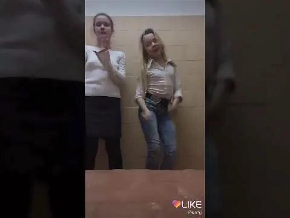 Ангеляся. Лайкерша ангеляся. Ангеляся трансляция. Лайкерша ангеляся. Ангеляся.