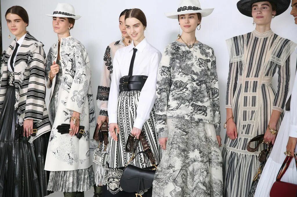 Коллекция диор одежда. Диор 2019 круиз. диор 2019 женская коллекция. dior одежда женская.