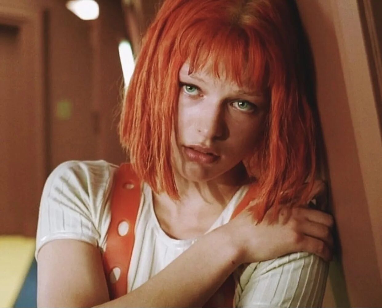Брюс уиллис пятый элемент 1997. Fifth element. Fifth element. Fifth element. Милла йовович 5 элемент.