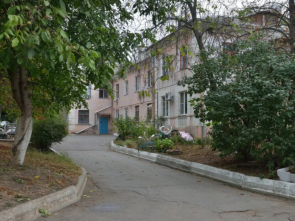 Сквер города лермонтова ставропольский край. Семейная аптека реклама. Юфо оптторг. Трубокомплект лермонтов. Город лермонтов комсомольская 11 адрес на фото.