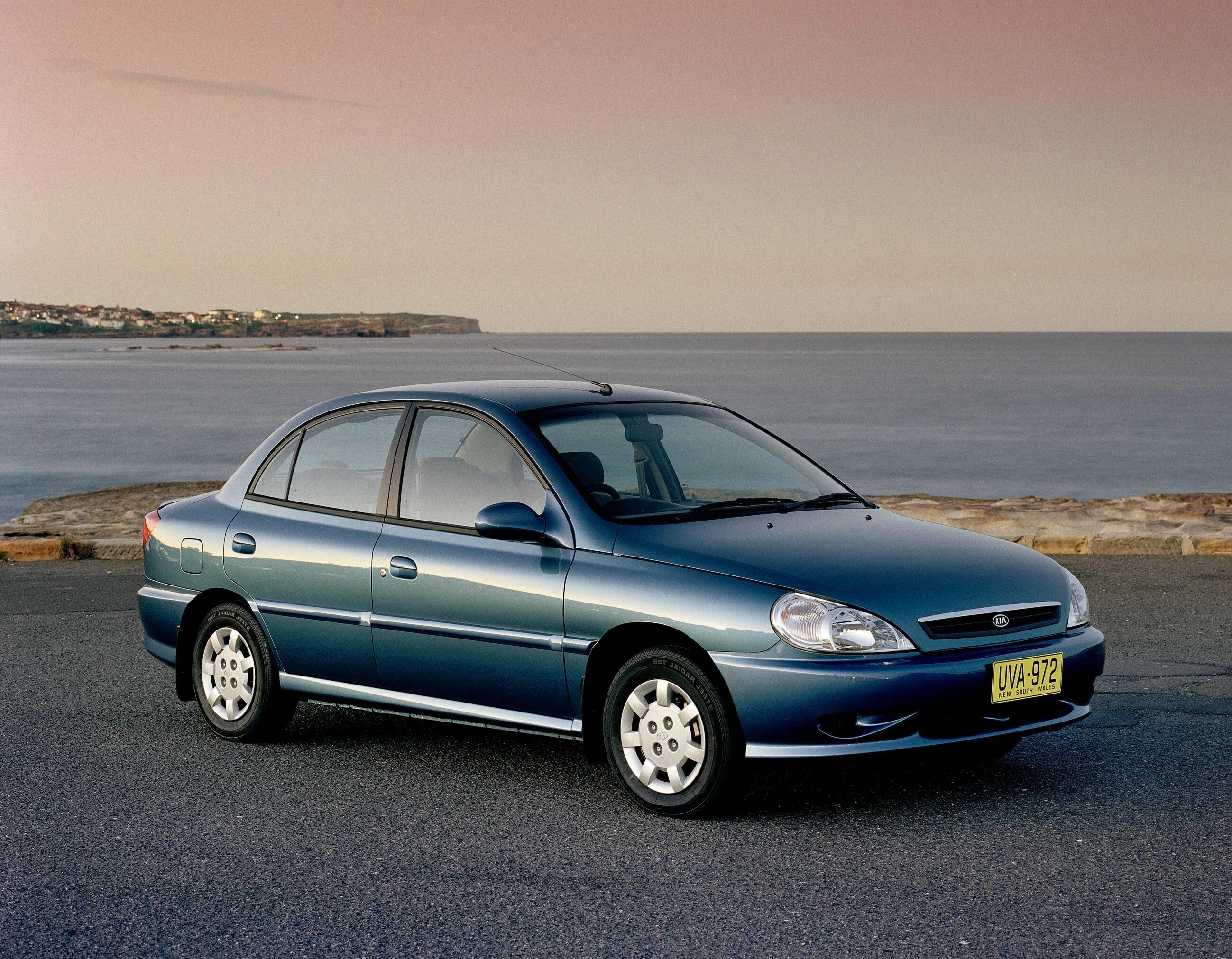 Киа рио 2000 года. Kia Rio 2000. Kia Rio 2002. Киа Рио 2002 седан. Kia Rio 2001.