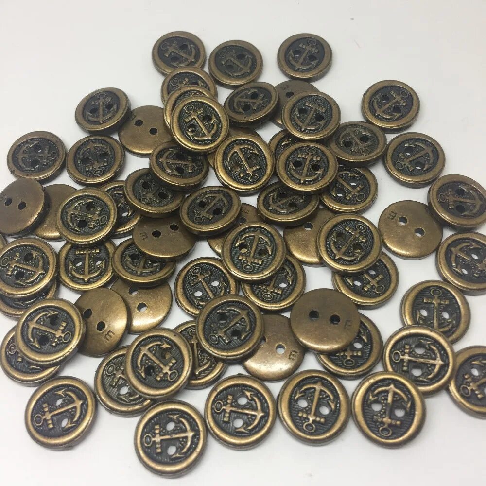 Button hole