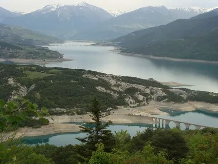 Serre ponçon naturiste