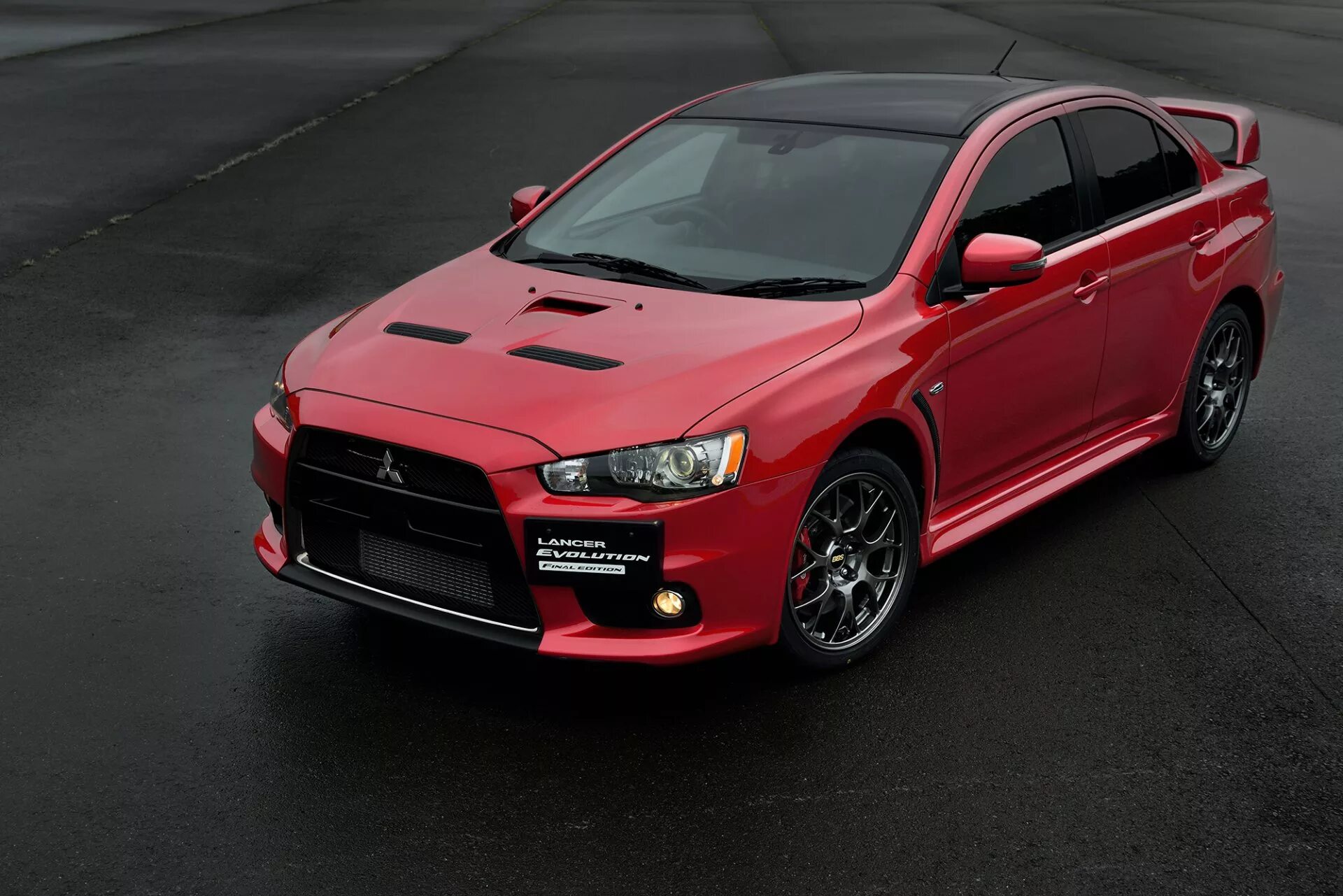 Открыть мицубиси. Mitsubishi Lancer Evolution 10. Митсубиси Лансер 10 EVO. Митсубиси Лансер Эволюшн 10 красный. Mitsubishi Lancer Evolution 10 Final Edition.