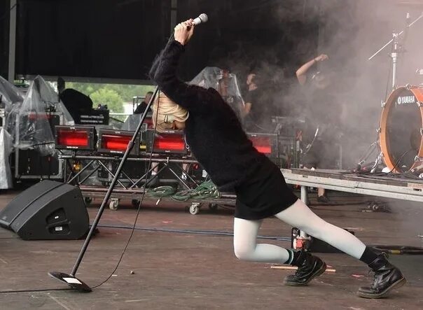 Crystal castles 3. Crystal castles suffocation.