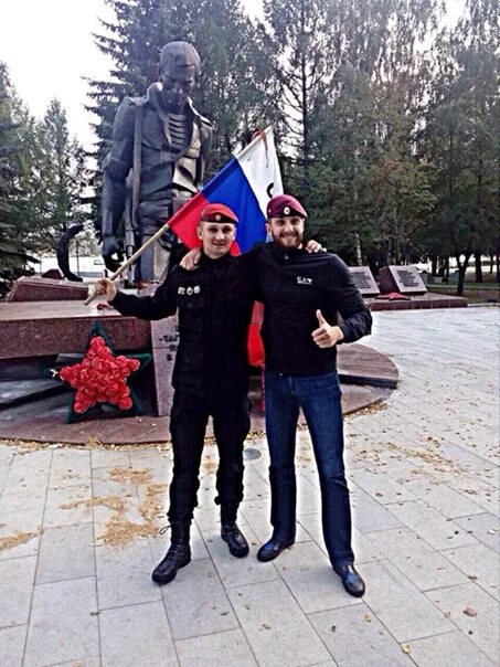 Путин призвал чиновников на всех уровнях относиться к семьям погибших бойцов СВО