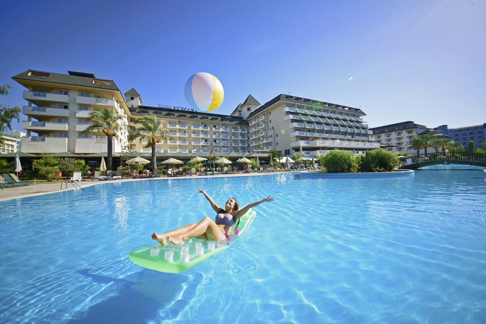 Antalya hotel resort. Отель MC arancia Resort 5 Турция. MC arancia Resort Hotel 5 Турция Анталия. Турция отель Арансия 5 звезд Алания. Отель MC arancia Resort Hotel 5 фото.