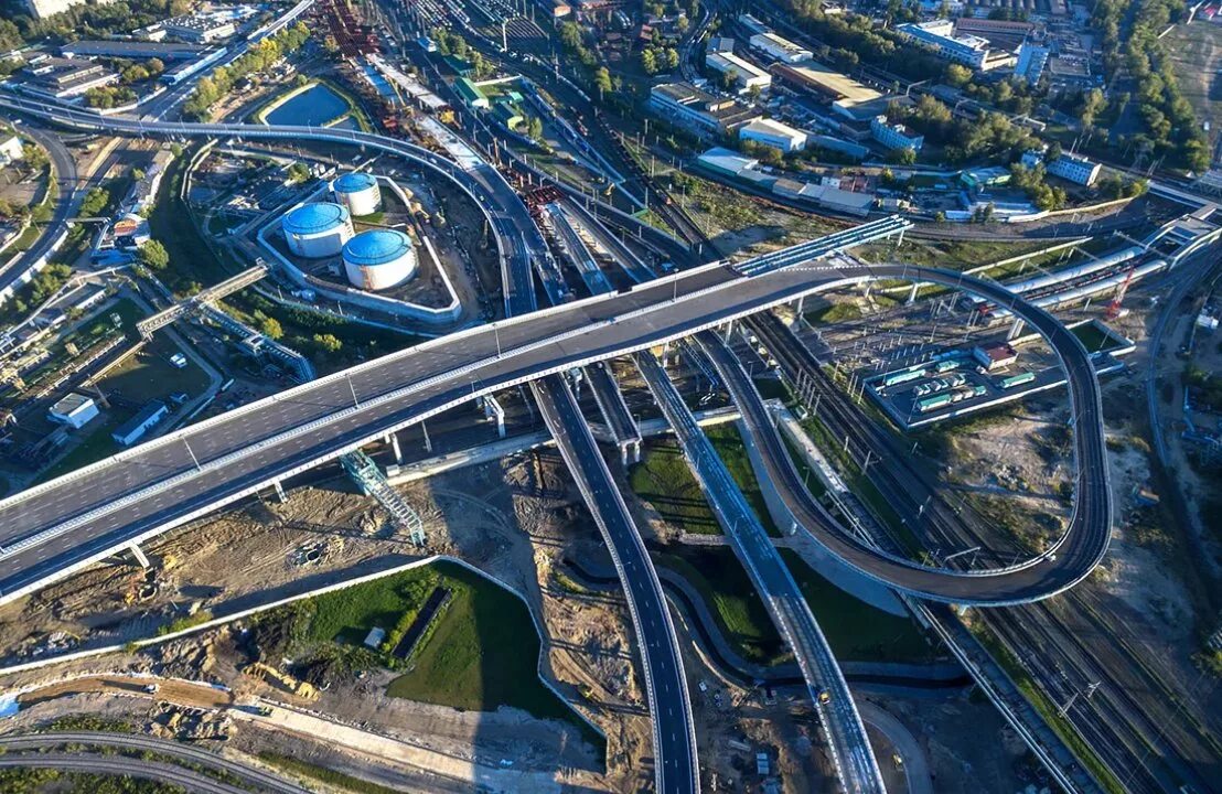 Бусиновская развязка в москве. Развязки и эстакады москвы. Съезды мкад москва. Дороги. Дмитровское шоссе путепровод.